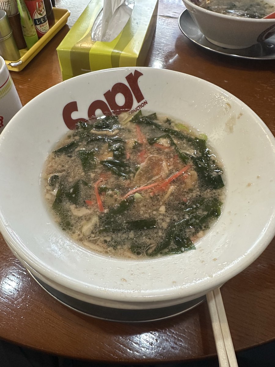 kryu2224's tweet photo. 🍜ラーメン金子🍜

汁なし中+あさり+のり+紅

何時も盛り付け美しいっす✨
濃いめのタレが絡む麺を啜れば
仕事終わりの疲れがふっ飛ぶ美味さ‼︎🤤
割りスー入れて、紅に染まりゆくスープ
完飲っす🙇‍♂️

ご馳走様でした🙏

#ラーメン金子
#釣り部
#爬虫類部
#紅生姜部 https://t.co/9YJKCilX9m