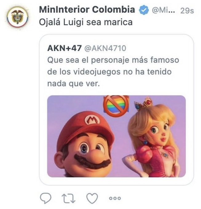 ABELARDO HACE GARGARAS CON EL PREPUCIO DE POLOPOLO tweet media