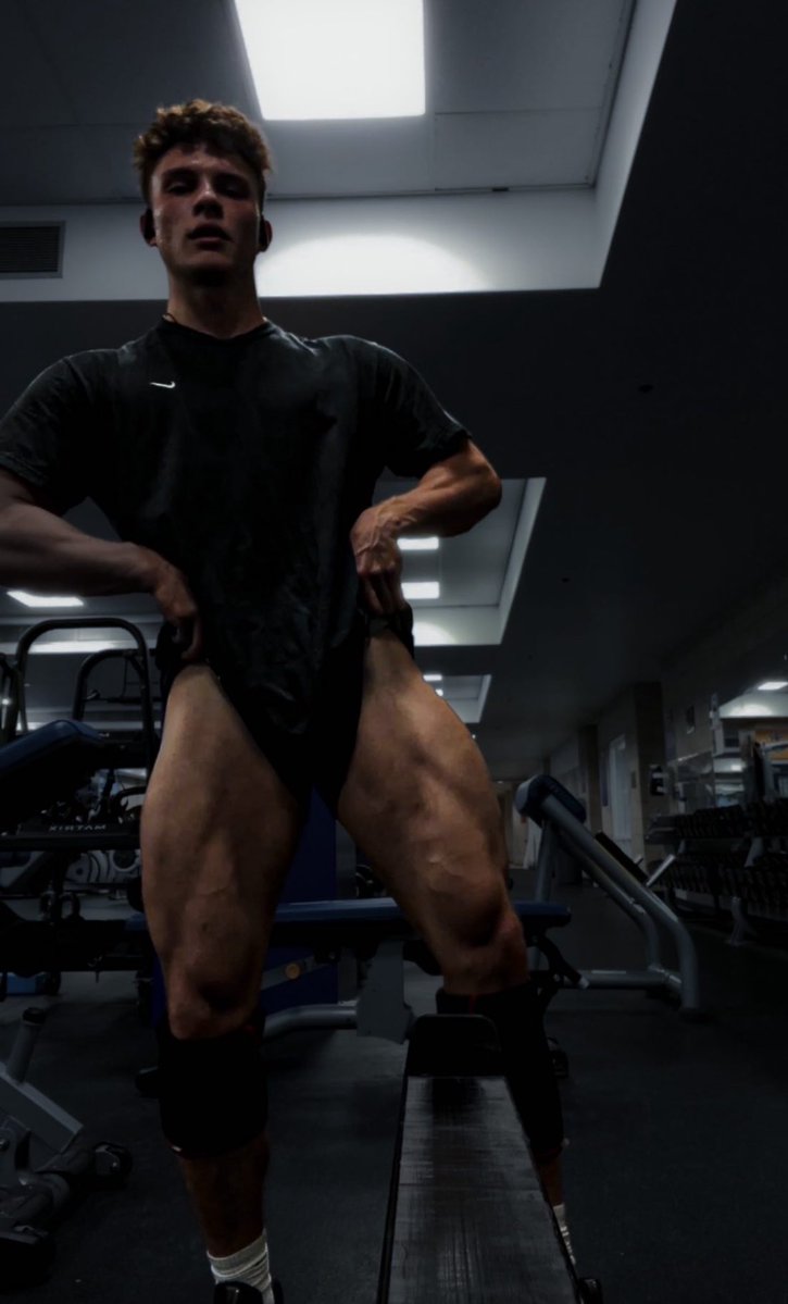 Lookdanuke's tweet photo. Smash or pass https://t.co/Kefx4oZBS4