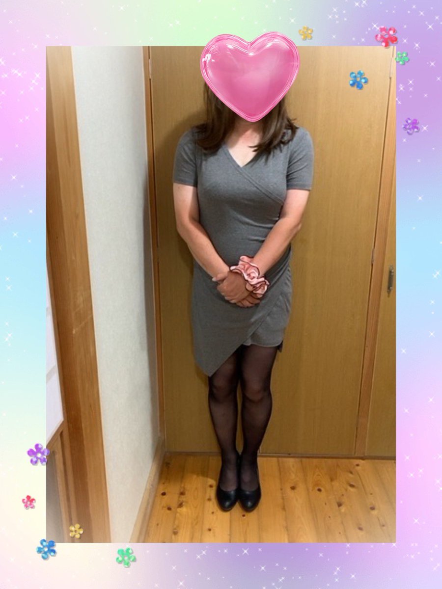 Ayakaf0mt's tweet photo. ちょっとお姉さんっ���く✨タイトミニワンピ💓
膝上の斜めのラインが気に入ってます✨

#女装子
#タイトミニワンピ
#黒スト https://t.co/euPIkeUOQE