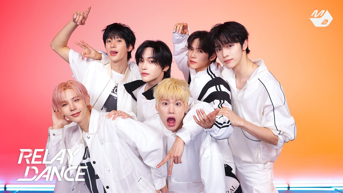 M2MPD's tweet photo. 아침 3:50시
릴댄 볼 준비를 한다
13:00시
기절 했다 좀비 처럼 일어나 릴댄을 켠다

▶ https://t.co/2ZML2zwwXC

#릴레이댄스 #RIIZE #dyd
#라이즈 @RIIZE_official #RelayDance https://t.co/7eiciXPl0C