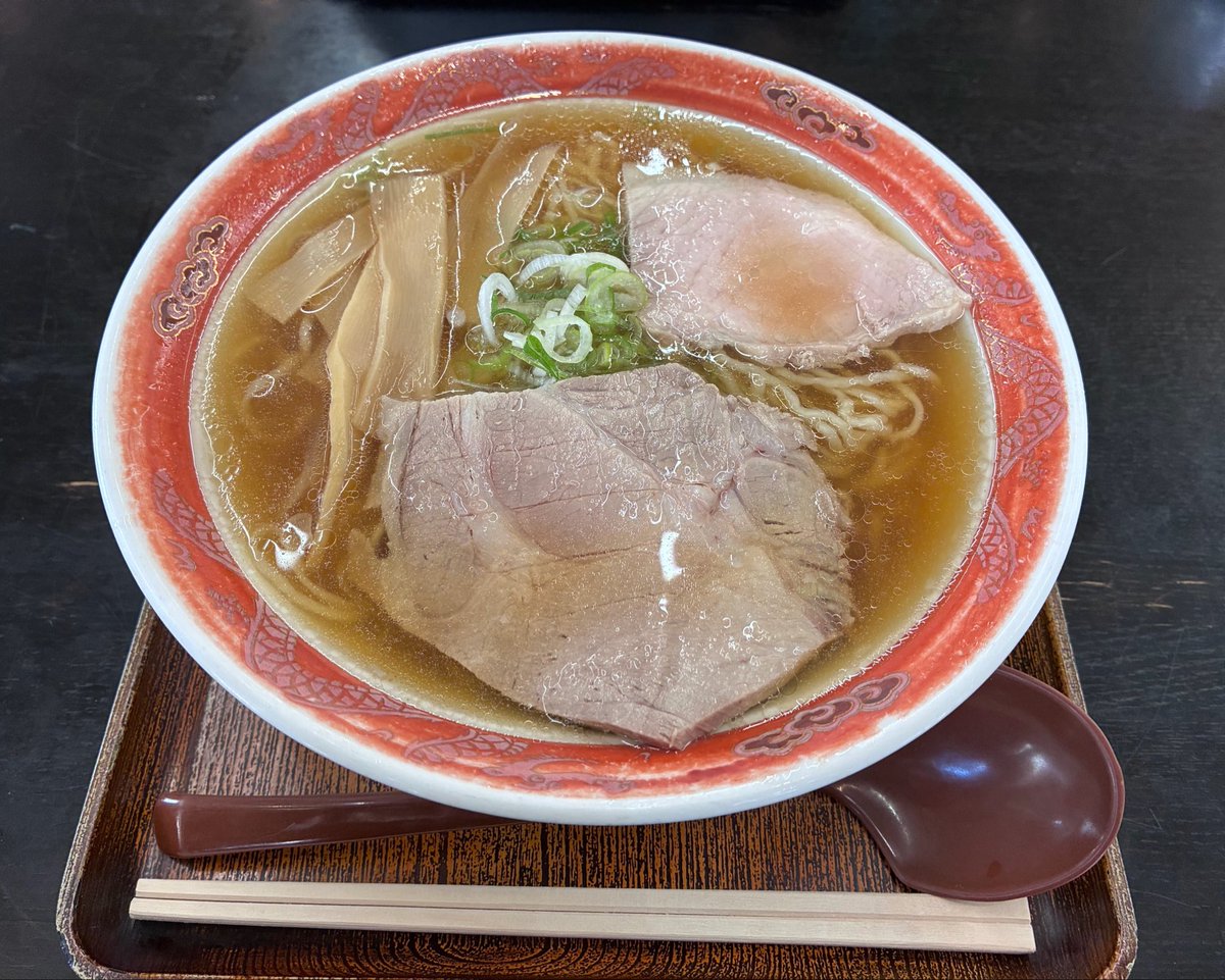 akey2112's tweet photo. 今日のお昼は、先輩と可祝屋支店さんのラーメン🍜

美味しゅうございました。 https://t.co/MtXzB8tM4p