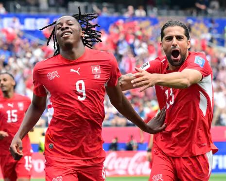 m_martinho94's tweet photo. Switzerland 4-1 Bosnia.
That’s how the Swiss playing like that before.
#FIFAWorldCup #SWIBOS #SUIBOS https://t.co/ucQQQTgcHA