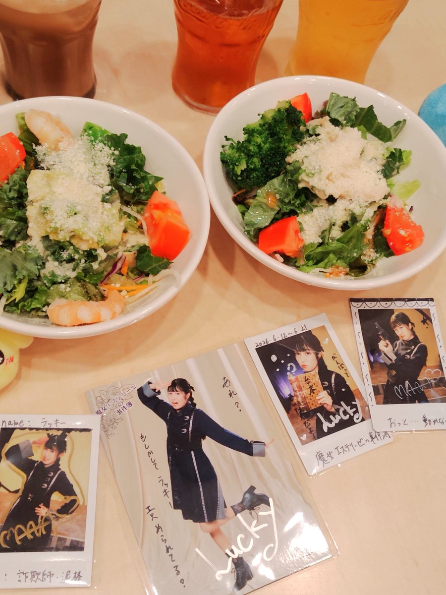 Ukr_tn's tweet photo. #魔女エステリーゼの事件簿
 #白刃と御伽編 観劇してきました！
癒し枠ラッキーが某えもんみたいに床から数ミリ浮いてるんだろうかぁなんてにこにこ見てたら、あっという間に殺陣やら世界やら諸々に圧倒され、気付いたら結末でした🫣🫣（語彙力皆無） https://t.co/qnIxiQgkxA