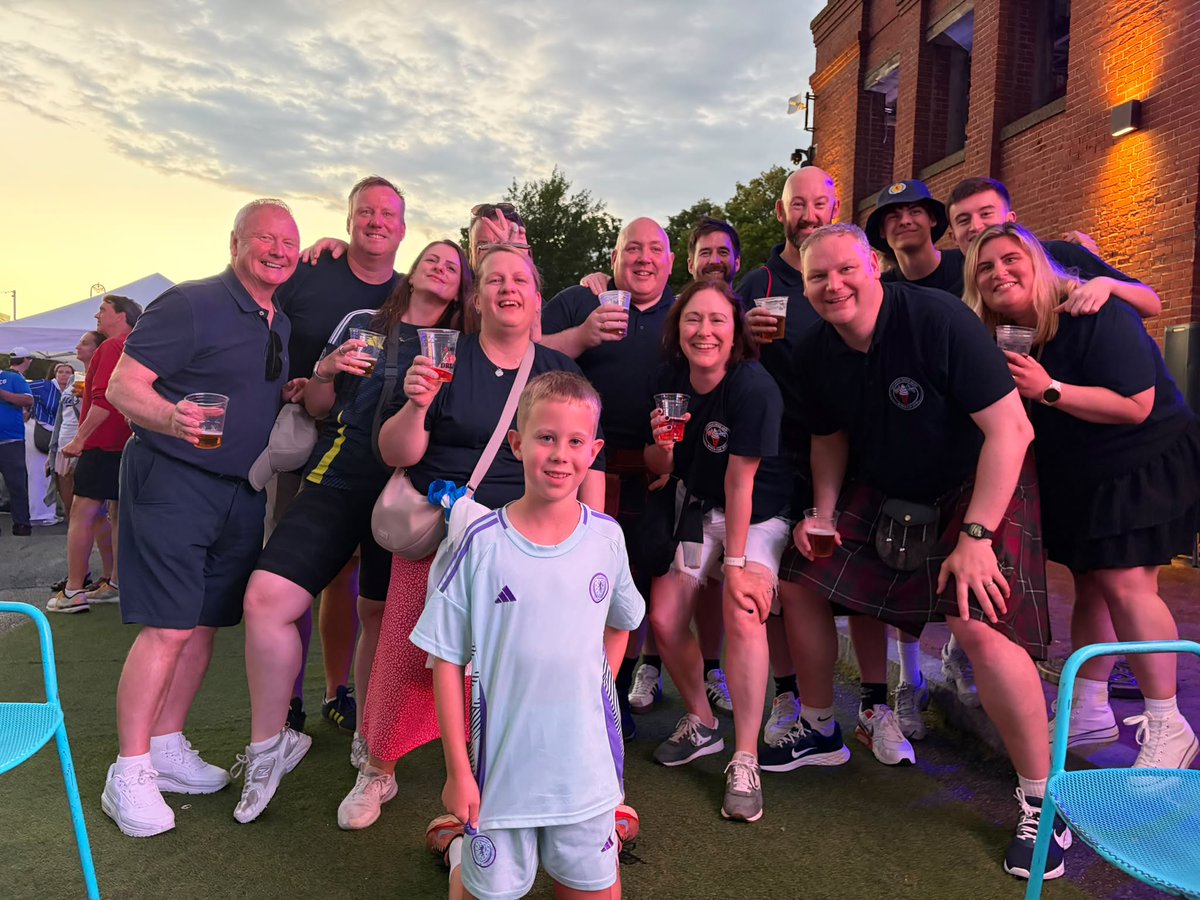Ice Cream Tartan Army tweet media