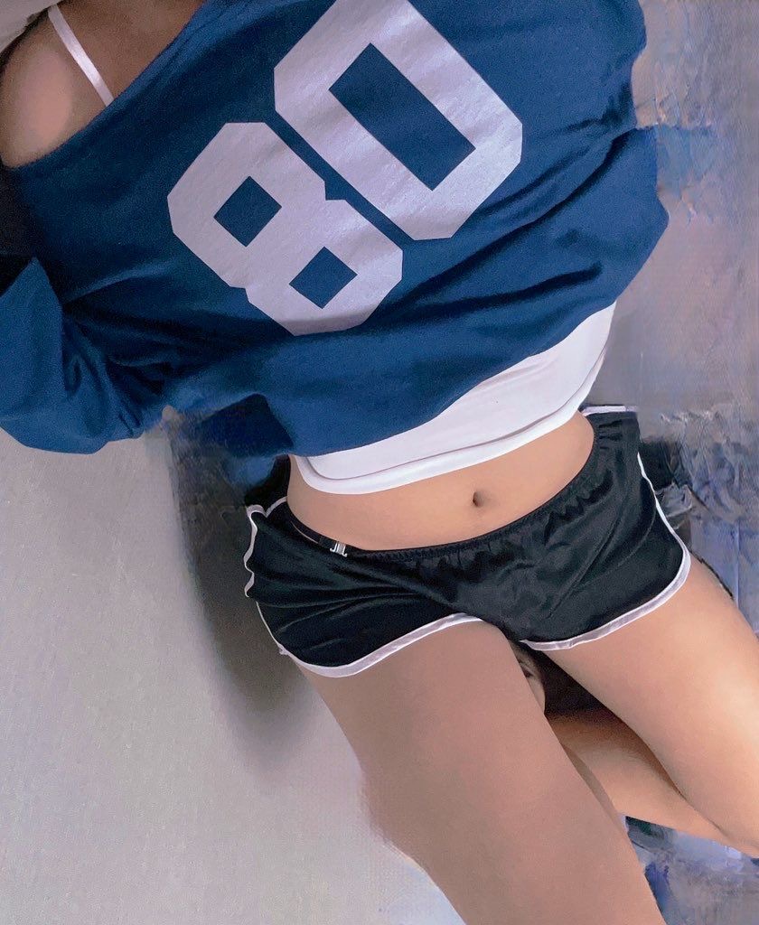 SOSOSoo1022's tweet photo. 옛날 사진 좀 찾았당 #보추 #오토코노코 #낭자애 #男の娘 #femboy #여장 https://t.co/rFgRMtTLTt