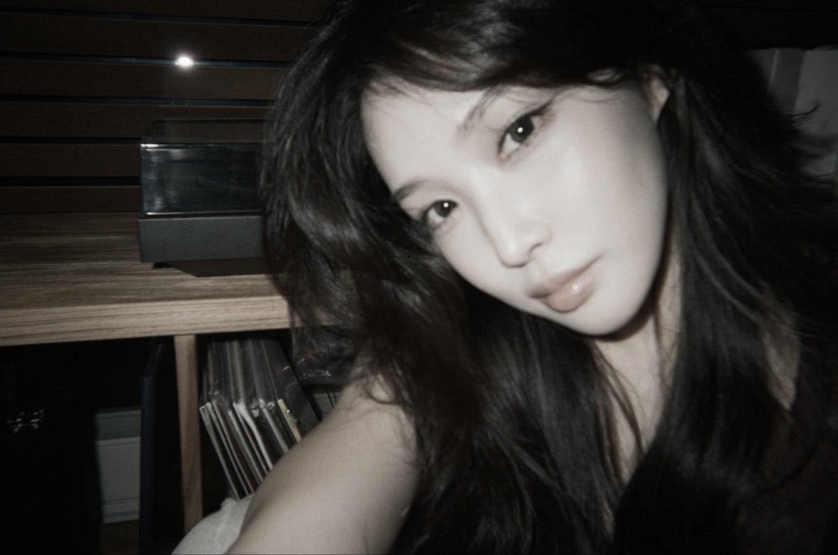 AmoreL0st's tweet photo. ᅠᅠ
         180626

                         A  long  day  ,  maybe  I’ll  
                        go  reread  my  old  books. 

                                                               23:25

ᅠᅠᅠᅠ https://t.co/dzICRtN3Gr