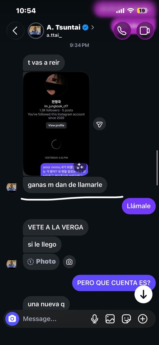 juanitokzzi's tweet photo. ACTUALIZACIÓN de la mitómana 

ya tiene fans, le piden fotos Y JUNGKOOK YA LE HABLÓ JAJAJAJAJAJAJA VÁYANSE ALV SIGUE EN SU MENTIRA LA IDIOTA https://t.co/rlLxf4wm2W