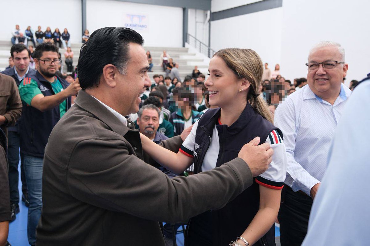 LuisBNava's tweet photo. Nuestros jóvenes son el presente de Querétaro.

SEDESOQ de la mano de @makugo, trabaja para atender sus necesidades y escuchar sus proyectos. 

¡Porque queremos que sus sueños se hagan realidad! https://t.co/IAWNiJR0Qc