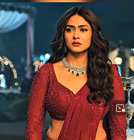 ActorsWorldOnly's tweet photo. #MrunalThakur #Mrunal #TejRan #Bollywood https://t.co/vifgOLJMZZ