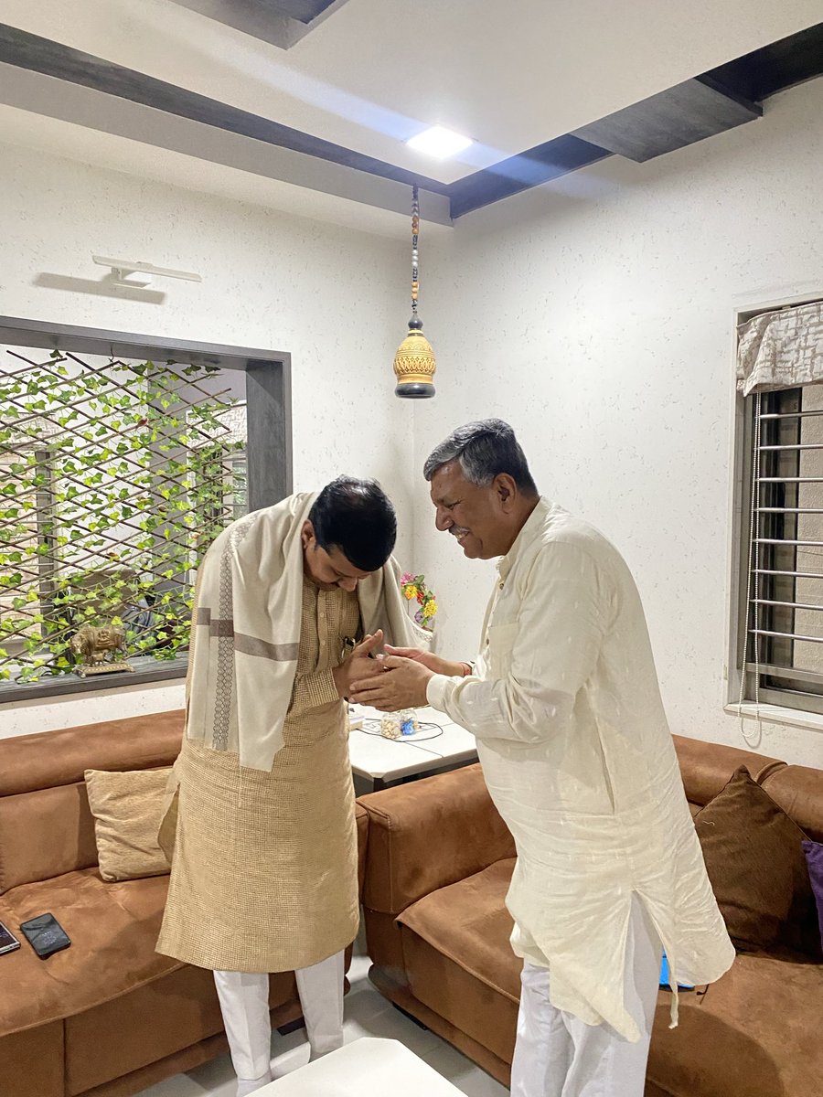 CJDavebjp's tweet photo. ગુજરાત સરકારના નાયબ મુખ્ય દંડક અને વઢવાણ વિધાનસભાના લોકપ્રિય ધારાસભ્ય શ્રી જગદીશભાઈ મકવાણાને જન્મદિવસની હાર્દિક શુભકામનાઓ. https://t.co/XE7LlvHIxV