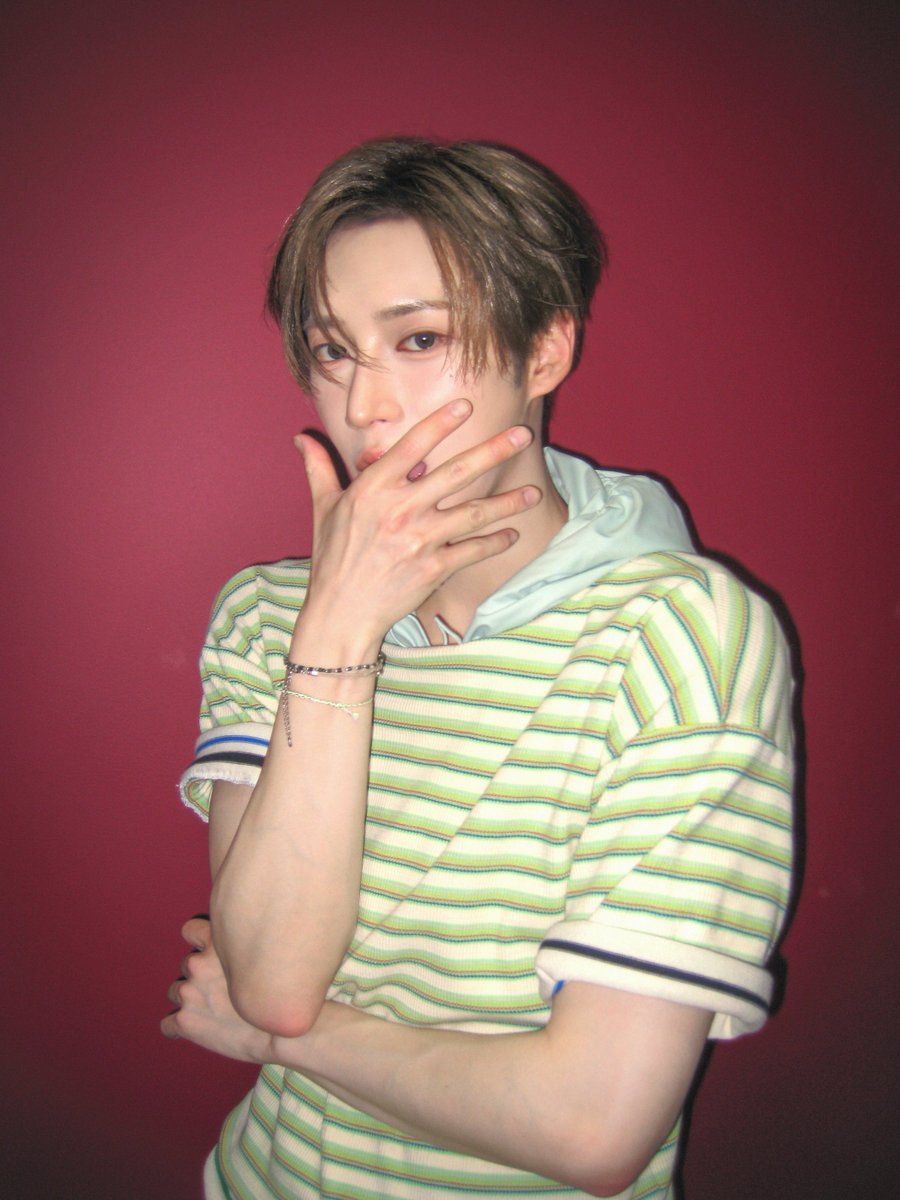 ZJH_27's tweet photo. 260619 #아르노 https://t.co/DVQecNovF3