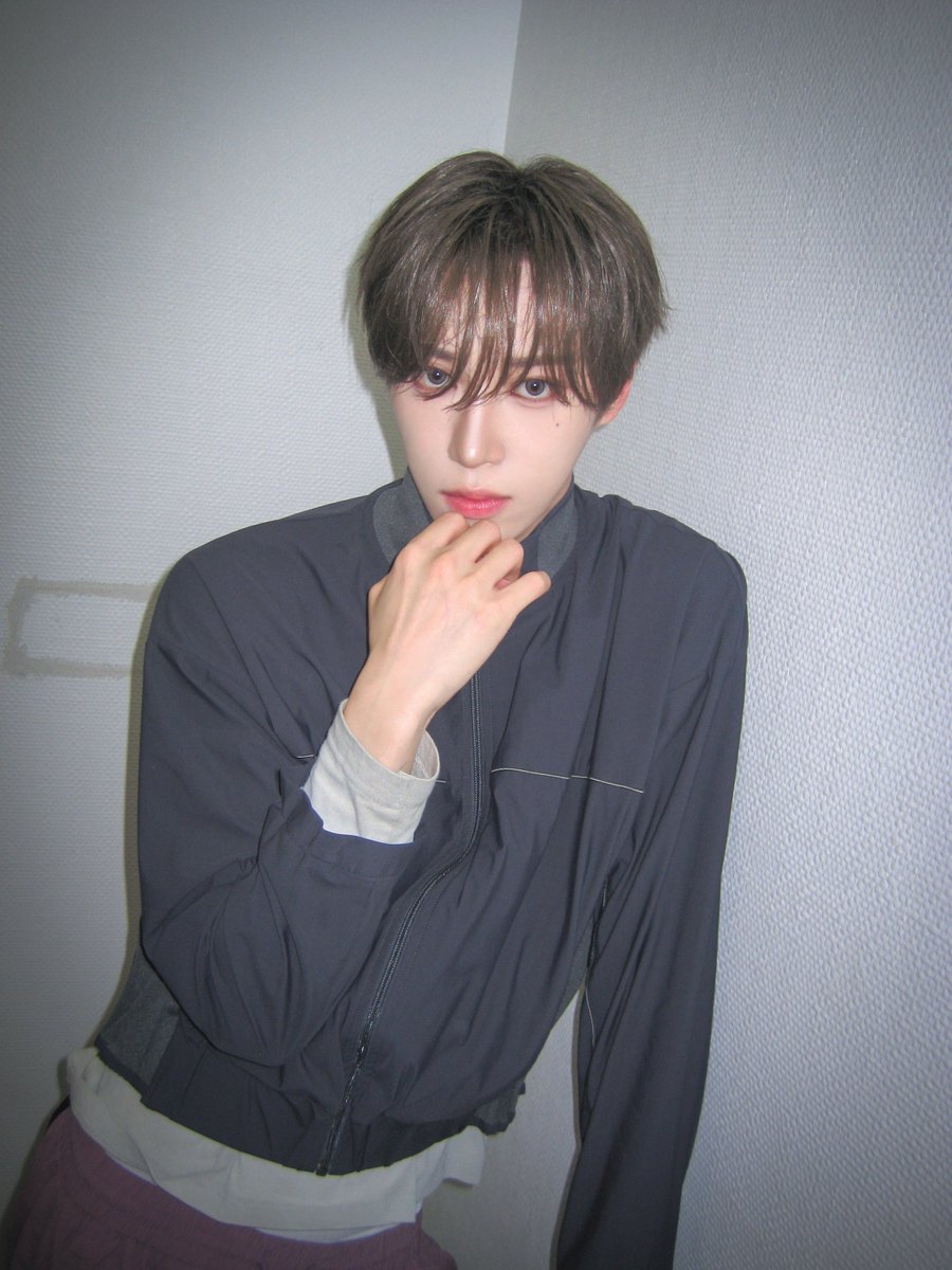 ZJH_27's tweet photo. 260619 #아르노 https://t.co/DVQecNovF3