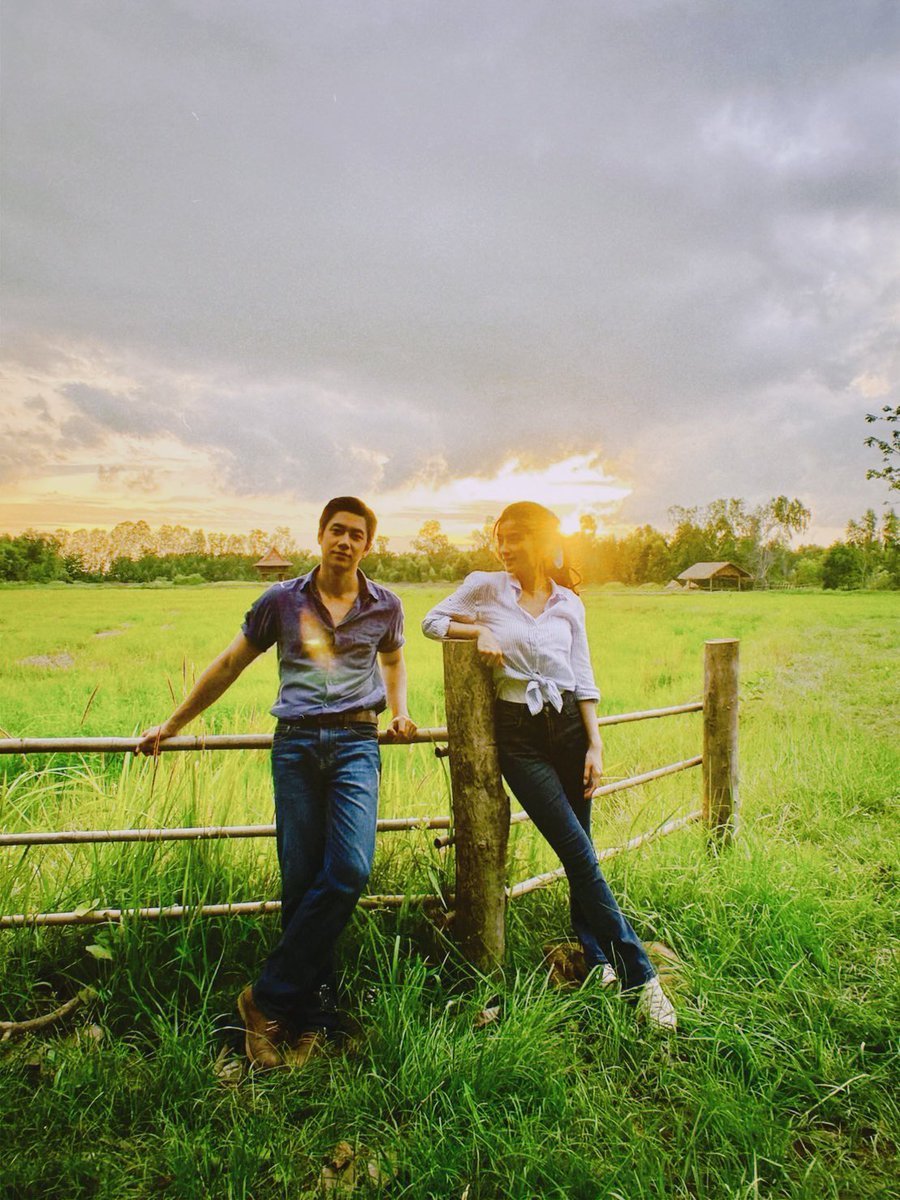oudoudT's tweet photo. อยากถ่ายเบ มุมนี้จัง 
บ่งบอกถึงอยู่ป่า อย่างมีความสุข
😽เหมันต์ตะวันรอน ละครเรื่องแรกที่ OST. ร้องโดย แจม รชตะ หัมพานนท์ ต้องจดจำไปตลอดชีวิต และ กำลังจะได้ไปบุกโลเคชั่น ของละครเรื่องนี้ ข้อสำคัญเป็นเรื่องที่นักเขียน และบทประพันธ์ละคร ทำให้ได้เจอพระเอกทั้งชายรวี และเสือตะวันทุกตอน ทุกฉาก เลยก็ว่าได้ 😍🥰🤩
เป็นละครที่เรนเจอร์จะจดจำไปอีกตราบนานเลย 
😸😽ขอให้ปัง ดัง เป็นพลุ 
#เหมันต์ตะวันรอน
#JamRachata
@RachataJam