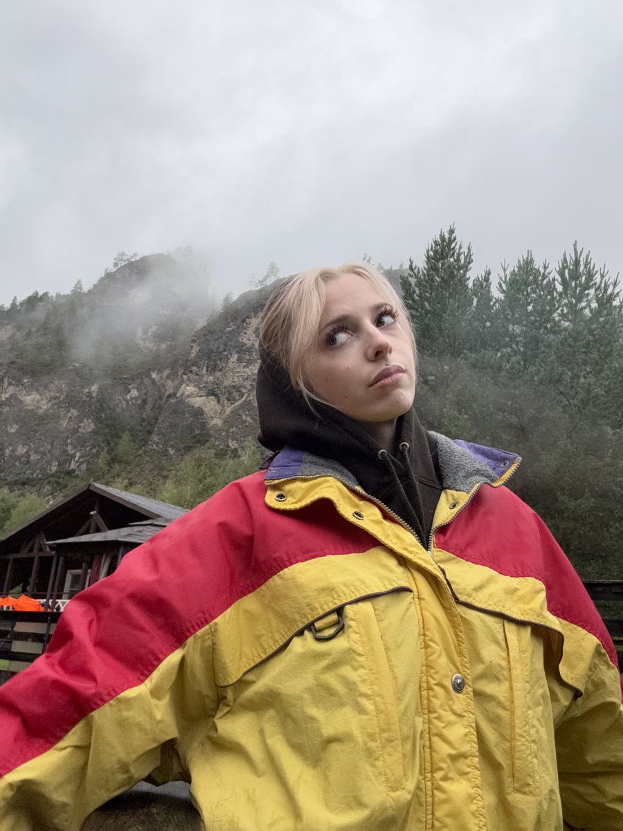 LoraDollll's tweet photo. when I miss the cold, I look at these photos...I have a thought of being between these mountains again for at least 5 mins🤍

#cute #girl #gothgirl #camgirlِ #tattoo #altgirl #egirl https://t.co/JNmbvyBBuB