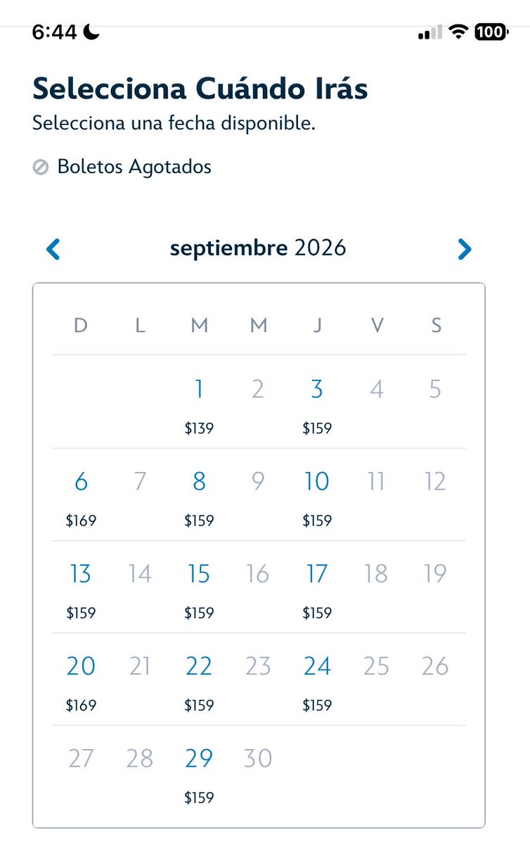 emmamorell's tweet photo. @MousePlanet @Disneyland I just checked out of curiosity, and almost 12 hours after the general sale started, there is still availability for almost all dates…🤷🏻‍♀️ https://t.co/xHApcX3hjm