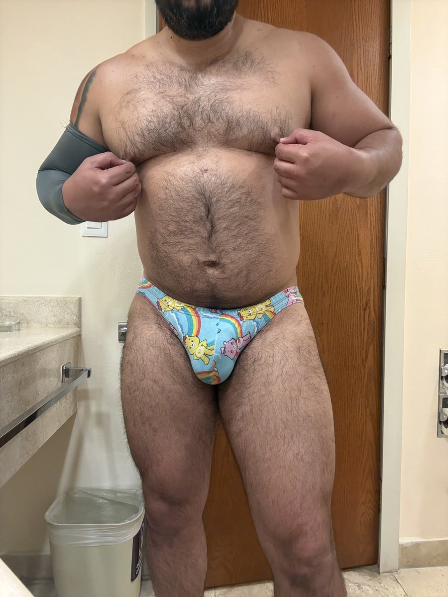 Somos2MachosDF's tweet photo. 🐻🐻🐻🔥
#CABRONES 🥵🥵🥵 https://t.co/CvG0zjpuOa