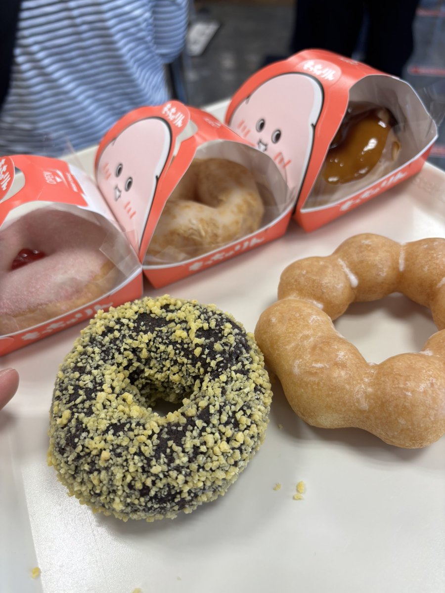 19840805j's tweet photo. もっちゅりーーん🍩 https://t.co/7tcEdRT8lv