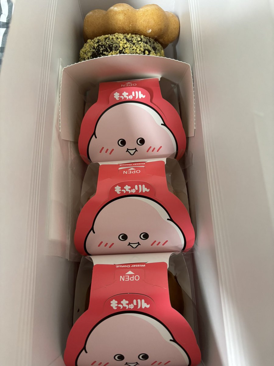19840805j's tweet photo. もっちゅりーーん🍩 https://t.co/7tcEdRT8lv