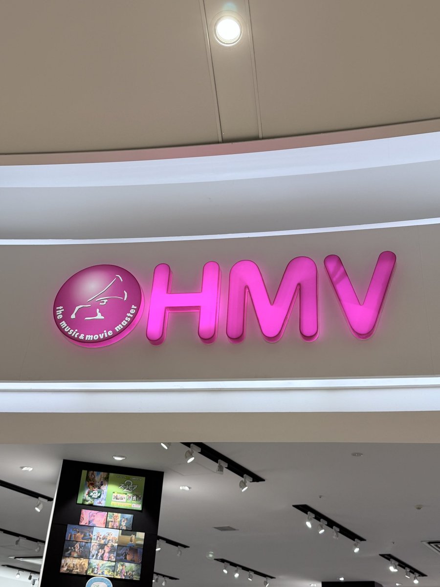 PARADISES HMVライブフォトパネル HMV西宮ガーデンズ店に、仕事前にサクッと行ってきました！ パネル展示