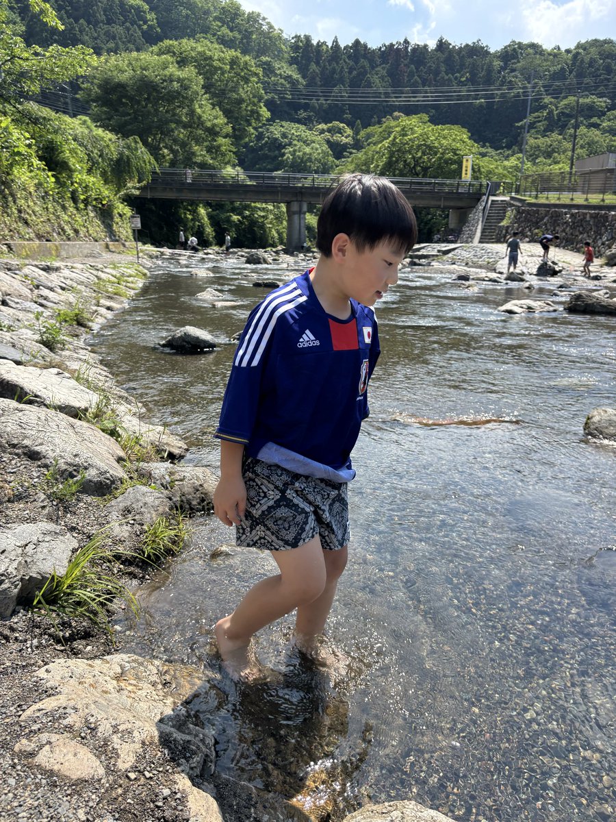 moribe8aya's tweet photo. 着替えはありません。
このあとちゃんとコケてびしょ濡れでした。
結果を残すタイプです👦🏻 https://t.co/CdzYyD9qS6