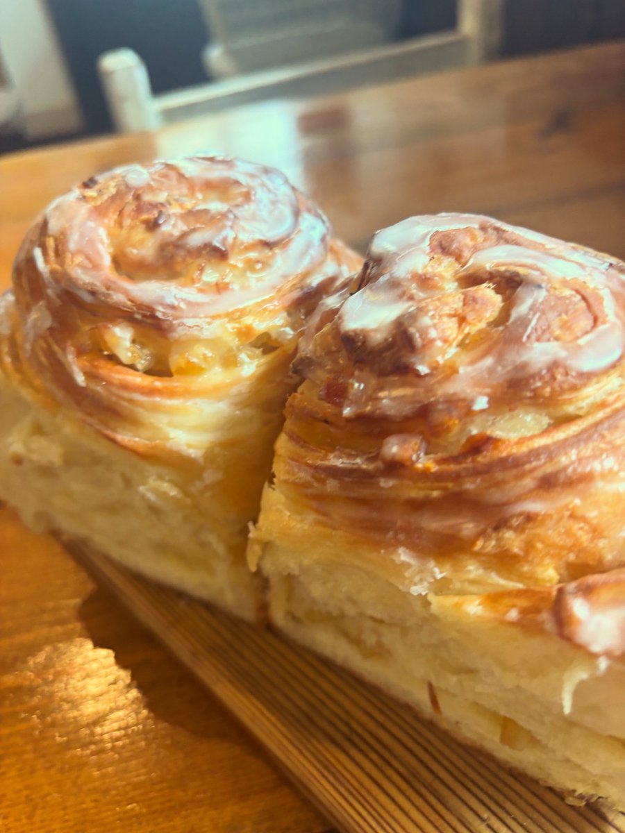 hana cafe tweet media