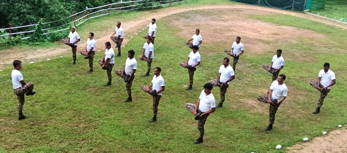 2Diphu's tweet photo. Daily morning exercise &amp; yoga by 20 Bn CRPF jawans at Jiribam, Manipur — building strength, stamina &amp; discipline for a fitter force. 💪🧘‍♂️ #CRPF #Fitness #Yoga #Manipur #ServeAndProtect https://t.co/BDDfyLriXn