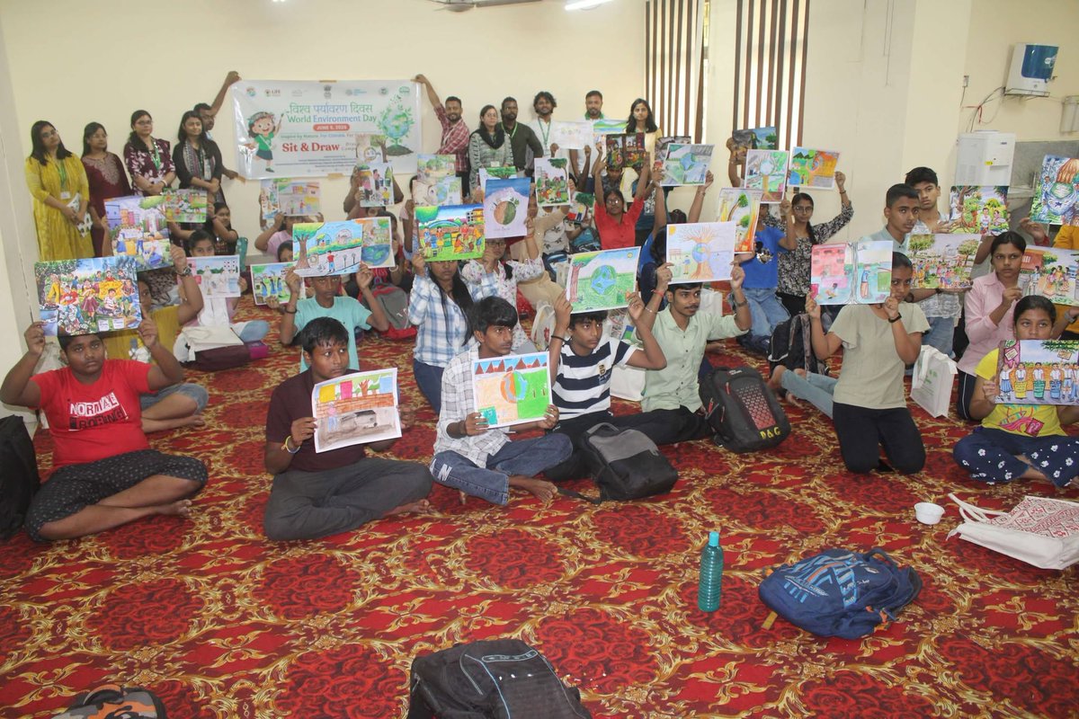 EnvisBsi's tweet photo. On the occasion of World Environment Day 2026 "Sit and Draw Competition" was organized jointly by Central National Herbarium, Central Botanical Laboratory and EIACP PC-RP, Howrah, Botanical Survey of India on 05.06.2026 at CNH Building, B. Garden, Howrah. https://t.co/QHo9u2GmXC