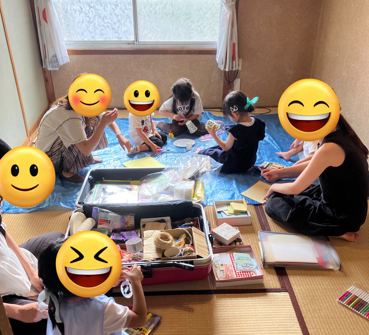 mahonishimura's tweet photo. 🎨アートあそびin街と珈琲☕️

本日もありがとうございました🙏

前半ノーゲスでまったりしていたら、後半にたくさん🎉

習い事などスケジュール忙しい中、ちょっとでもと遊びに来てくれて嬉しいです☺️

作業スペースたくさんとれるように、ちょっとレイアウト変えてみました🐸

次回7月2日（木）です！ https://t.co/HbJQbPjNH4