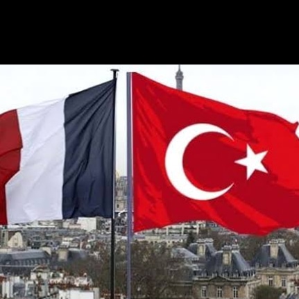 TierSowier's tweet photo. @bosunatiklama Fotonun Orjinali budur https://t.co/S81krnvRGi