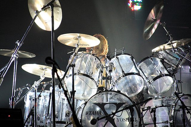 jowker720's tweet photo. もうYOSHIKIはこの深胴タムは
叩けんのやろうな…

浅いタムは…ちょっとイヤ https://t.co/x6Heib1Ywn