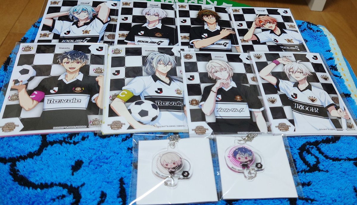 ao11410's tweet photo. 【交換】アイドリッシュセブン アイナナ Jリーグ アクリルチャーム、ブロマイド

【譲】
1⃣ チャーム:百、巳波
2️⃣ブロマイド:大和、三月、環2、☆壮五、☆百、☆千2、☆天2、巳波

【求】
1⃣龍之介2
2️⃣一織、陸、龍之介、虎於

☆は無印同数のみ
チャーム百は2⇔2のみ
よろしくお願い致します https://t.co/HpzU0aIuIx
