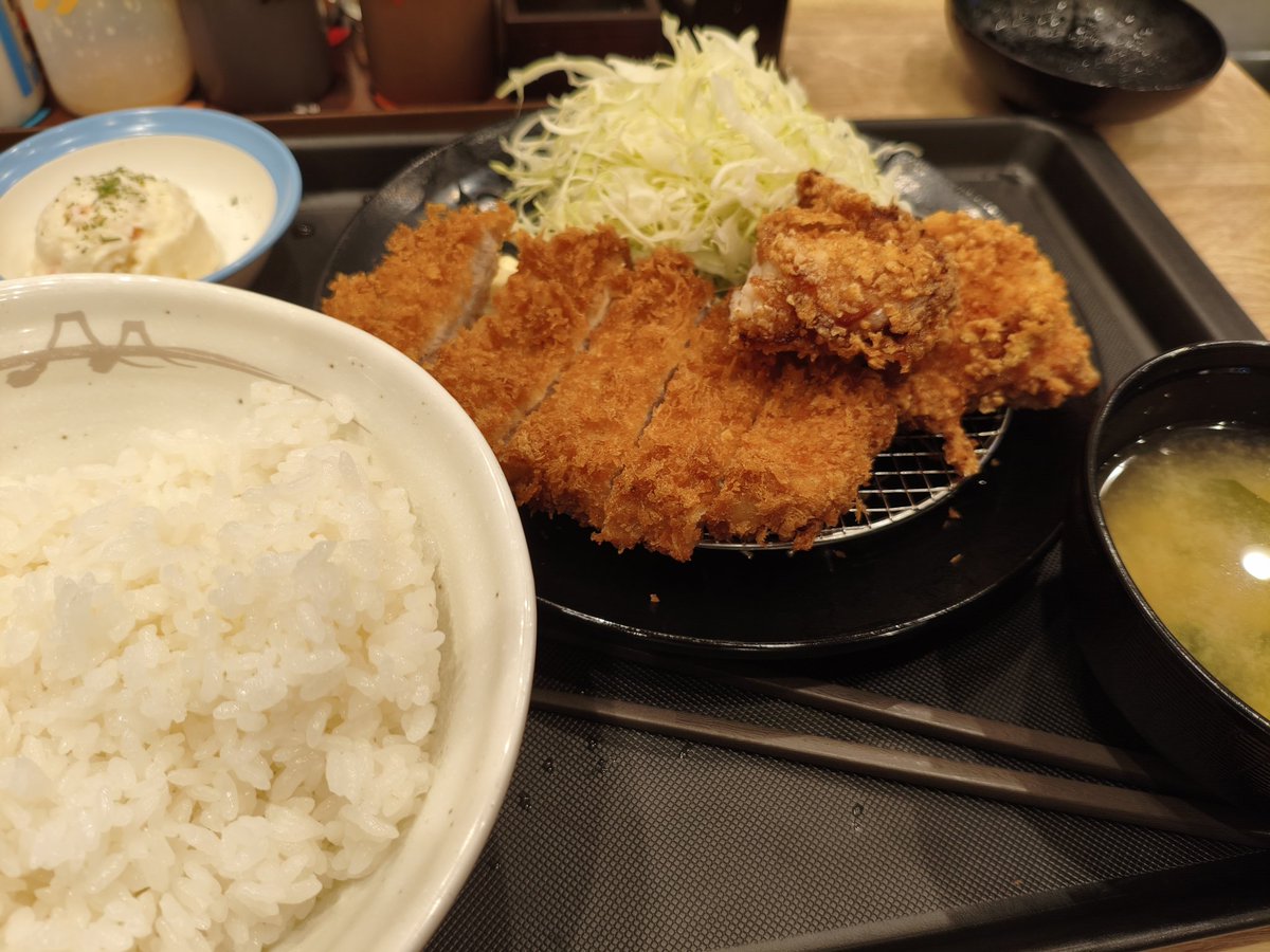 ShippoSki's tweet photo. シュクメルリは売り切れ もう食べなさそう https://t.co/cZj3lds2BX