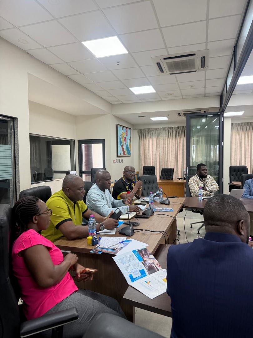 AcepaAfrica's tweet photo. Children aged 0–5 make up nearly one-third of Ghana’s child population, yet receive only about 13% of total public spending.

During a briefing with Parliament’s Committee on Economy &amp; Development, @AcepaAfrica &amp; @UNICEFGhana presented this evidence.

#ACEPA #UNICEFGhana #ECCD https://t.co/tNQOJUy5d4