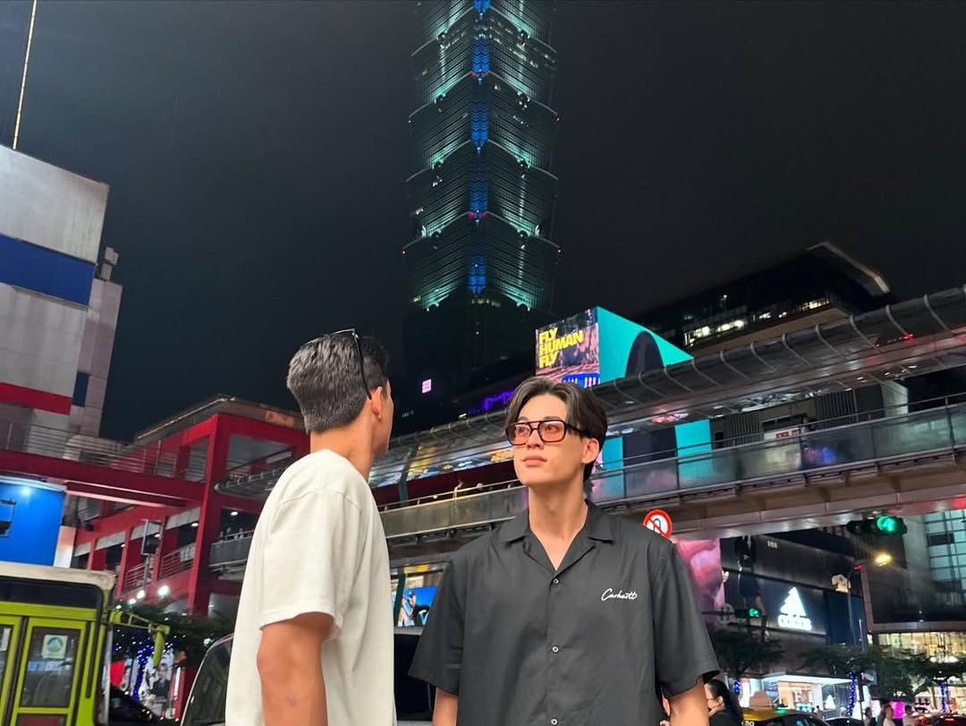 gawiincatskey's tweet photo. mereka pasti sedang ngedate,,🤭🤭 https://t.co/FeC2LCO40o