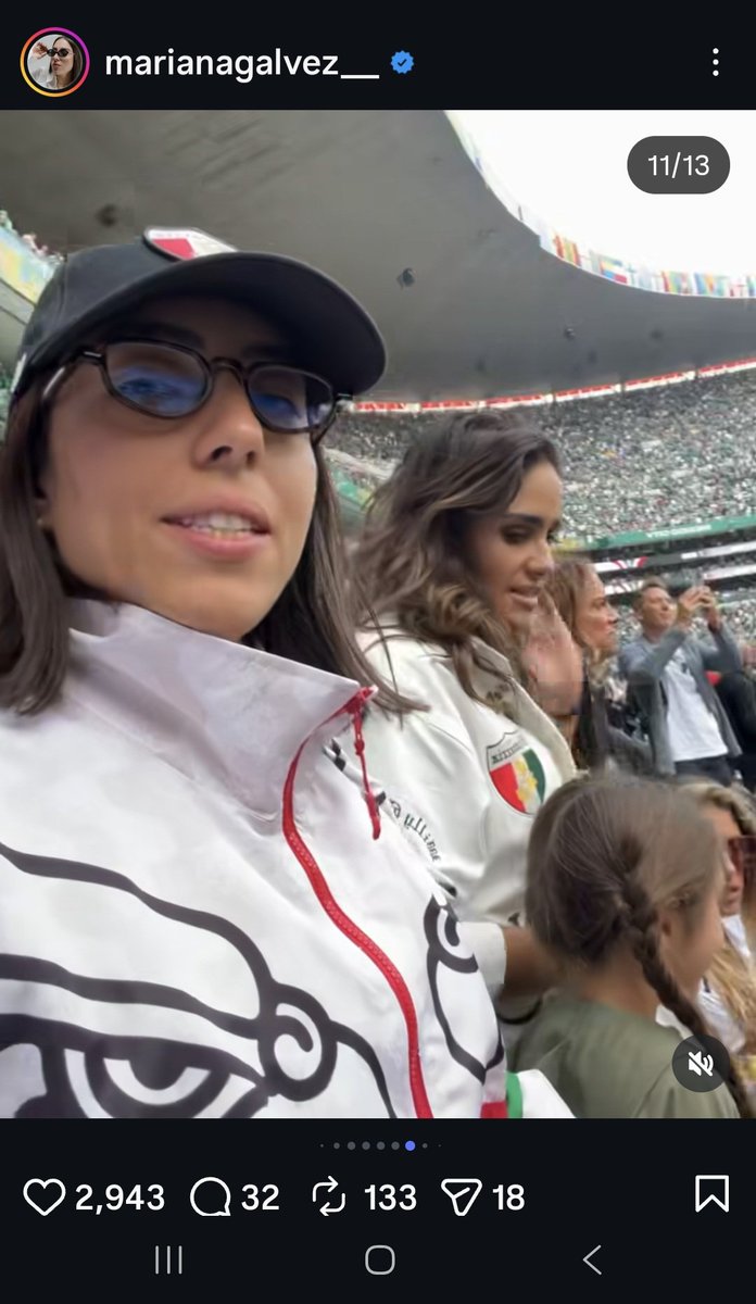 JuliusSunfire83's tweet photo. @ReporterosMX_ @AlessandraRdlv Hola Manuel!! Te mando fotos de Mariana Galvez, una operadora de influencers whitexicans a favor de  Rojo de la Vega. Ella no sólo apoya a Alessandra, sino a toda la familia Rojo de la Vega. Cuando quieras te platico obra y milagros de sus operadoras y amigas https://t.co/KGSdTtDvEb