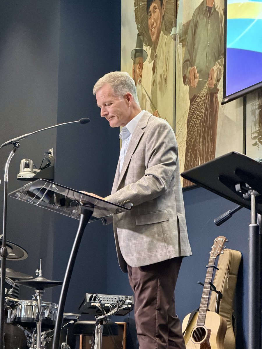 DrPaulChitwood's tweet photo. Many thanks to @LibertyUPres for speaking at our @IMB_SBC chapel this week! He’s done a great job getting @LibertyU back on track, including preparing huge numbers of students &amp; graduates to be sent from their churches to the nations through IMB. https://t.co/aiWQc6X4qx