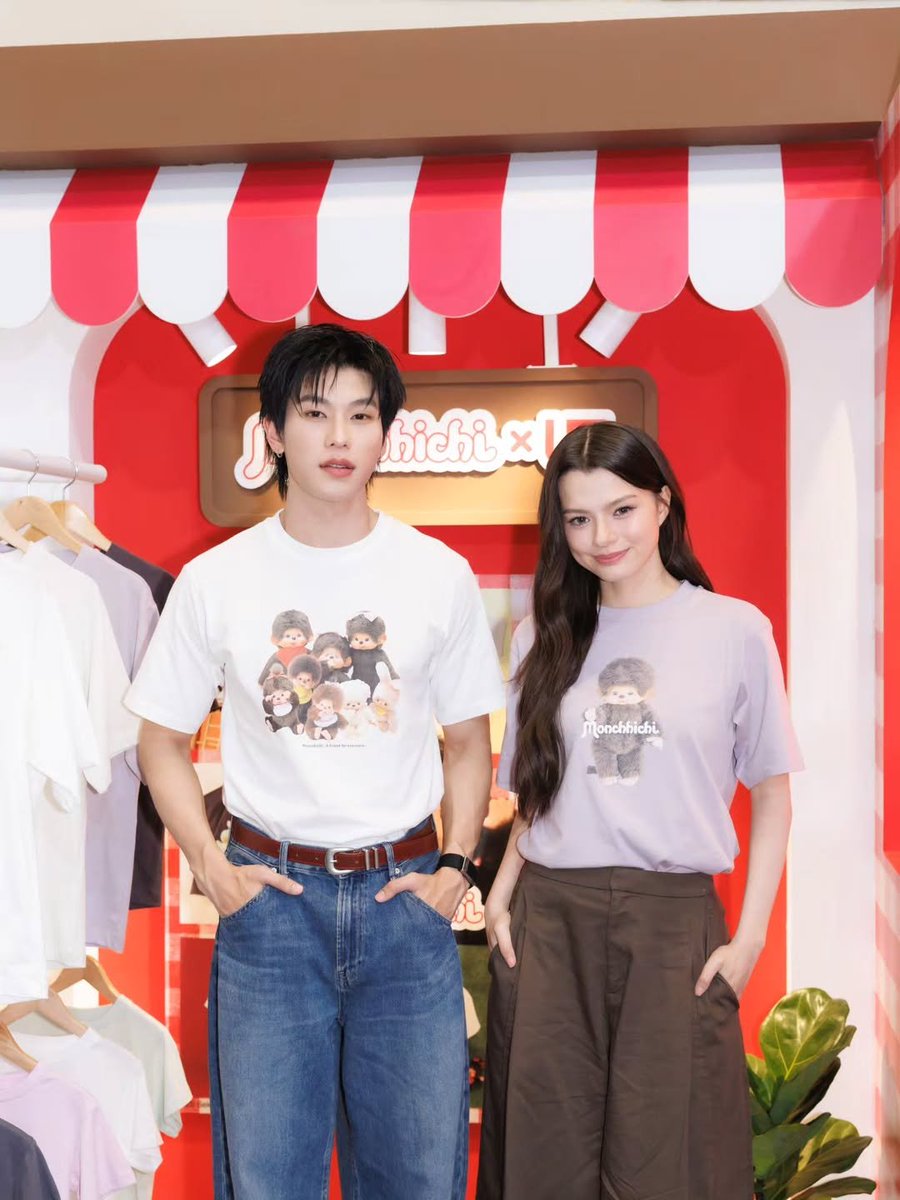 beyourNUBDAO's tweet photo. ꔛ ⭐
IG Update : totogaback 
#ออฟโรด #offroadKTP #OFFROAD 
#UniqloUT26SS #UniqloThailand
#OffroadxUniqloUT26SS

“ Uniqlo UT-Graphic T Universe จักรวาลที่รวมคอนเทนต์โปรด มาไว้บนเสื้อยืดลายกราฟิก ทั้งอนิเมะ มังงะ เกม ดนตรี ศิลปะและคาแรกเตอร์ที่ชอบ🪐 อย่าง Monchhichi UT ที่นำความน่ารัก อบอุ่นมาใส่เป็น Everyday look เท่ๆ แฟนมอนชิชิตัวจริงห้ามพลาดเลยครับ! 🙈”

#byNUBDAO