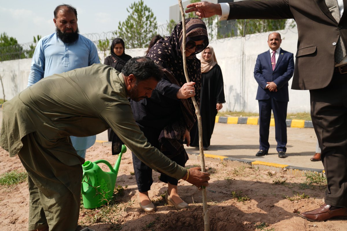 ndmapk's tweet photo. Gender and Community Cell, NDMA with Faizan Global Relief Foundation (FGRF), organized a tree plantation drive at NDMA premises. https://t.co/OaBeEka4BE