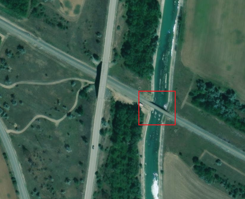 NOELreports's tweet photo. Ukraine’s Special Operations Forces said its MiddleStrike Ballista drone unit disabled a railway bridge over the North Crimean Canal near Rozdolne overnight on June 18. SSO said its drones are changing the rules faster than the enemy can lay tracks. #Crimea https://t.co/xaqjvYm1bG