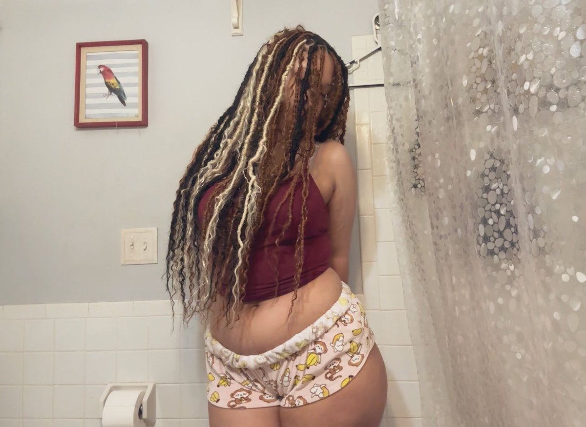 Bigtitg0th's tweet photo. do you like my hair? :p #nsfwtwt https://t.co/HcM6SscXyi