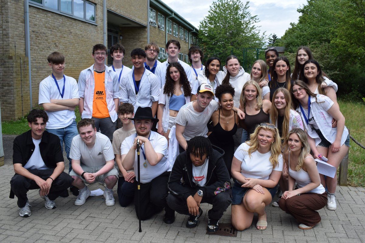 fawatford's tweet photo. Goodbye to our fantastic Year 13s 🎓
After their final exam yesterday, we celebrated with a BBQ, awards &amp; lots of fun!
We’re so proud of the adults they’ve become and can’t wait to see them thrive. See you at Leavers’ Assembly &amp; Prom in July 💙
#Year13 #Leavers https://t.co/YaQUssLnNJ