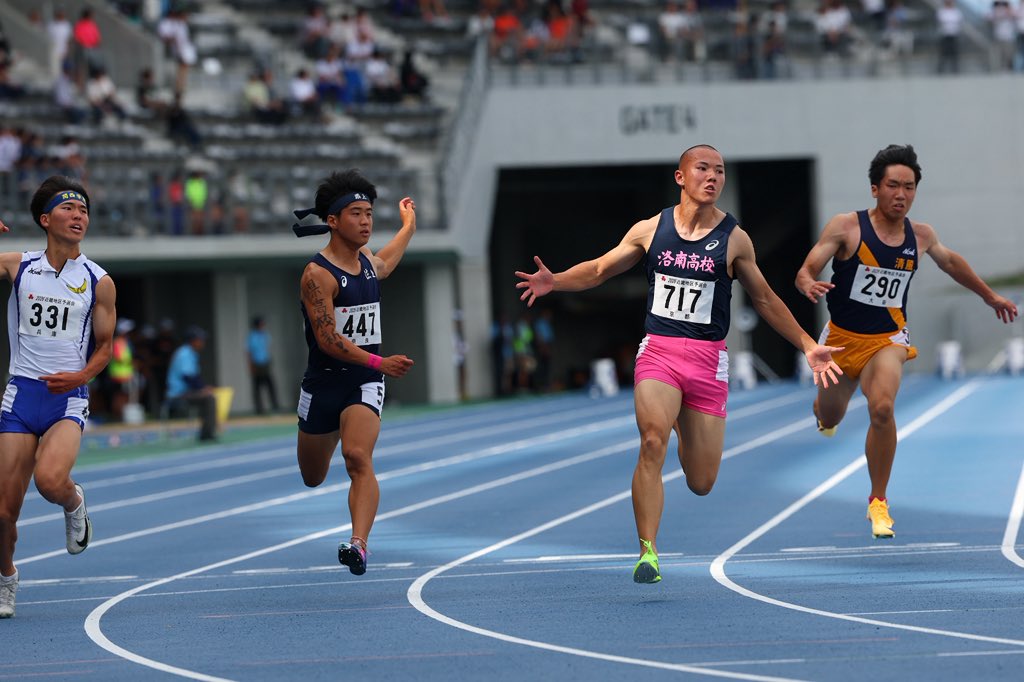 Getsuriku's tweet photo. #IH近畿
男子100m（+0.1）
🥇土井カハル（洛南3京都）10.39
🥈古今堂辰弥（関西学院3兵庫）10.42
🥉井上絢斗（初芝橋本2和歌山）10.44 https://t.co/UhWlqTBIRJ