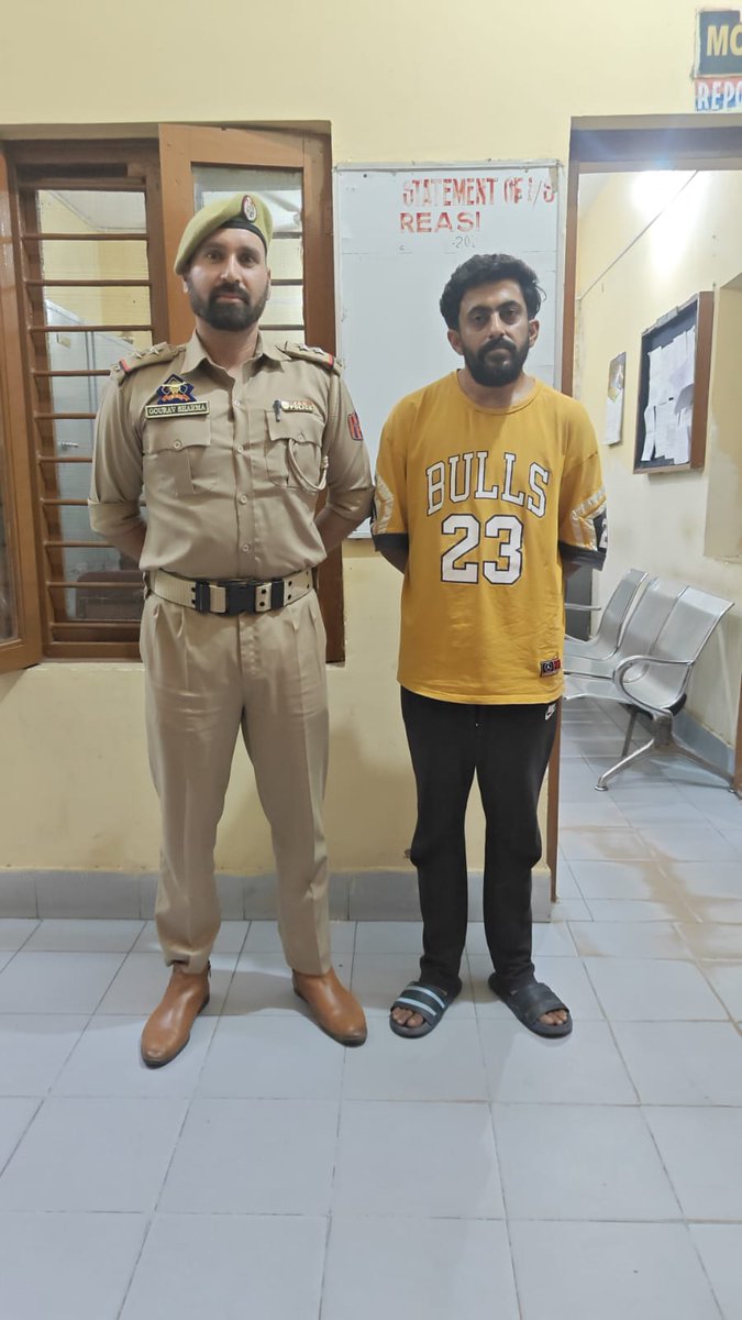 REASIPOLICE's tweet photo. 𝗥𝗘𝗔𝗦𝗜 𝗣𝗢𝗟𝗜𝗖𝗘 𝗜𝗡𝗧𝗘𝗡𝗦𝗜𝗙𝗜𝗘𝗦 𝗖𝗔𝗠𝗣𝗔𝗜𝗚𝗡 𝗔𝗚𝗔𝗜𝗡𝗦𝗧 𝗗𝗥𝗨𝗚 𝗔𝗕𝗨𝗦𝗘; 𝗢𝗡𝗘 𝗕𝗢𝗢𝗞𝗘𝗗 𝗨𝗡𝗗𝗘𝗥 𝗡𝗗𝗣𝗦 𝗔𝗖𝗧
https://t.co/4N4vCyVM8B
@OfficeOfLGJandK 
@JmuKmrPolice 
@igp_jammu 
@ZPHQJammu 
@UHqrs 
@Mukund_ips 
@JKPNMAbiyaan 
@ddnews_jammu https://t.co/fePyPq2ccD