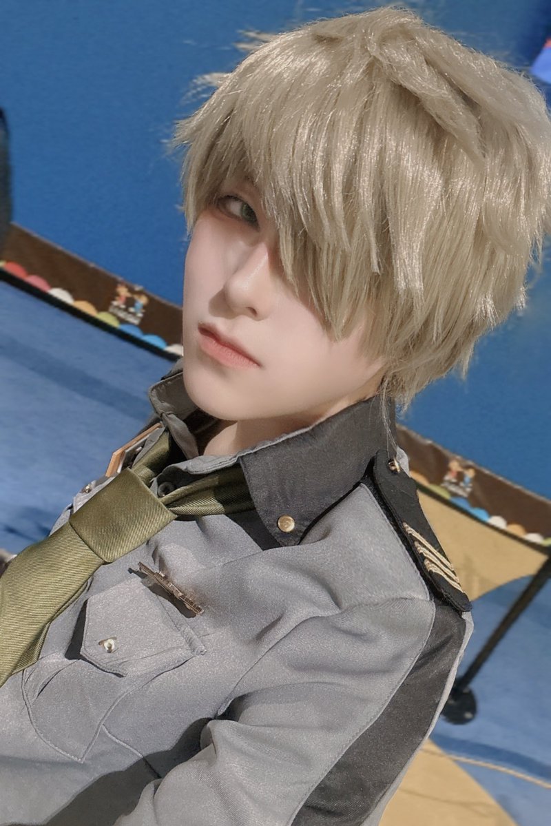 kona_ra_'s tweet photo. cos. HRH

上から見るｷ https://t.co/2o1aUIvoiu