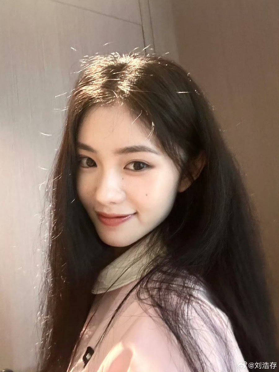 wxnteree's tweet photo. 아융이뽀라 !!!!!!! ♡♡♡ https://t.co/SOHAW2DC27