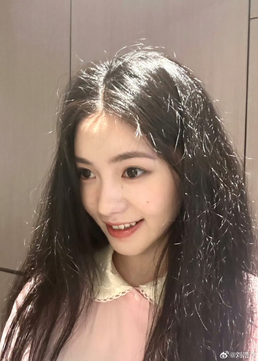 wxnteree's tweet photo. 아융이뽀라 !!!!!!! ♡♡♡ https://t.co/SOHAW2DC27