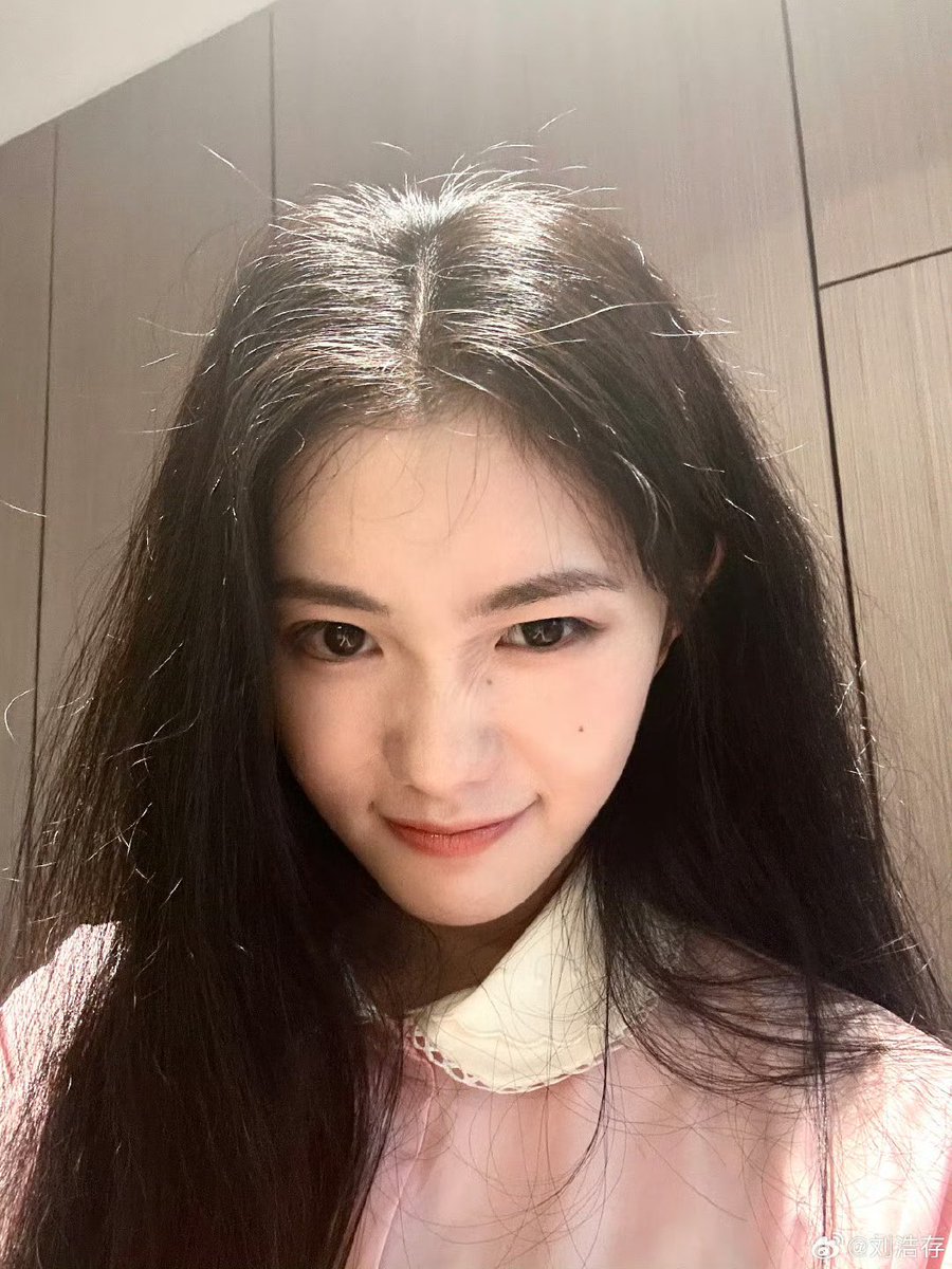 wxnteree's tweet photo. 아융이뽀라 !!!!!!! ♡♡♡ https://t.co/SOHAW2DC27
