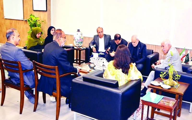 The_Nation's tweet photo. Pakistan, Iran reaffirm commitment to achieving $10 billion trade target
https://t.co/y1Nb0b7qhf
#Pak_Iran #reaffirm #achieving #trade https://t.co/08GcuZAYww