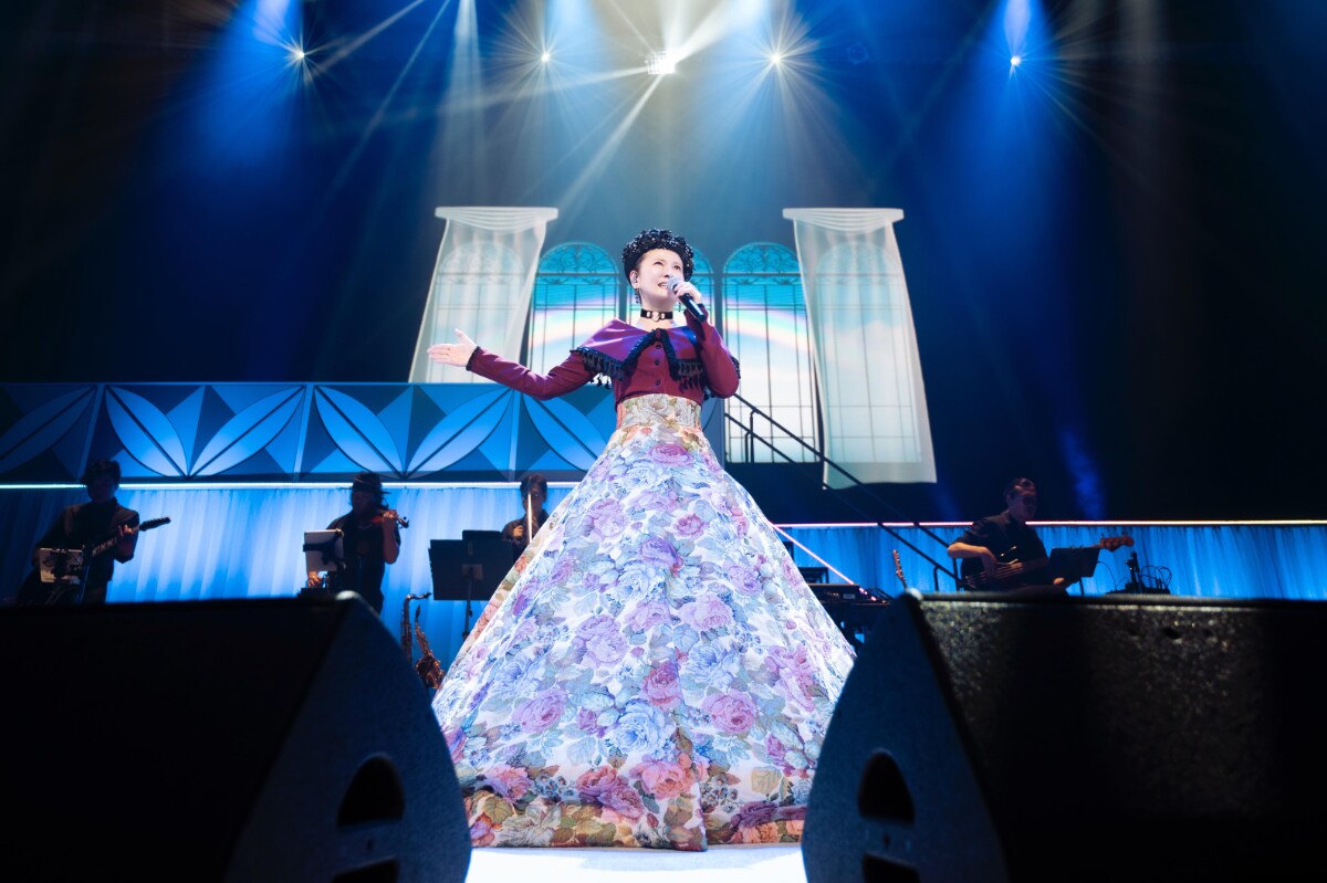 ライブレポート】 南野陽子デビュー40周年ツアー完結 満員の観客と